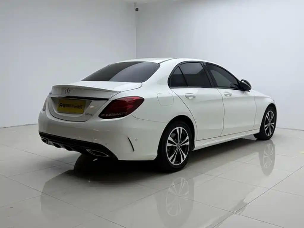 Mercedes-Benz C-Class — миниатюра 10