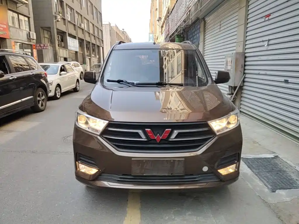 Wuling Hongguang — миниатюра 3