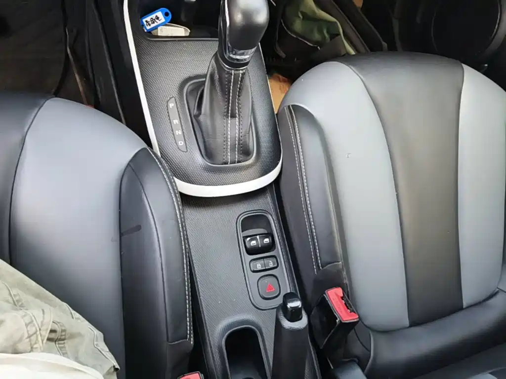 Roewe Clever — миниатюра 14