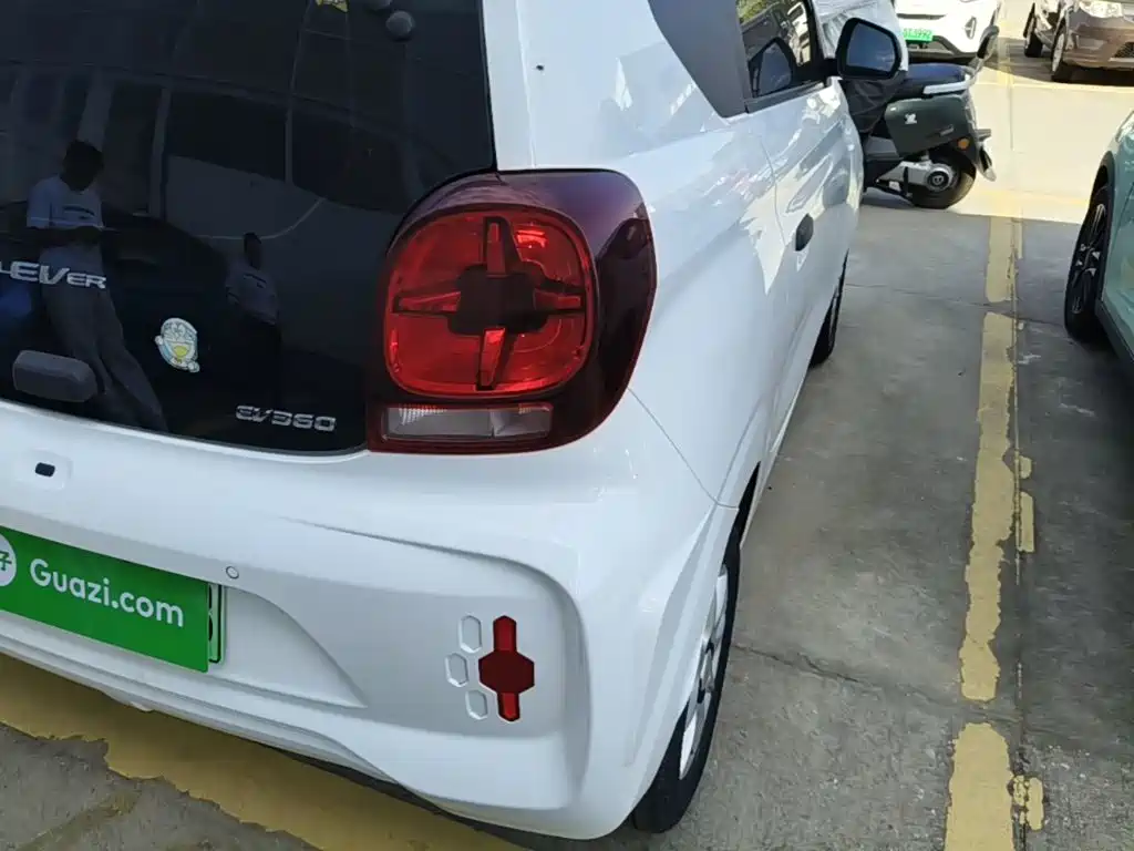 Roewe Clever — миниатюра 8