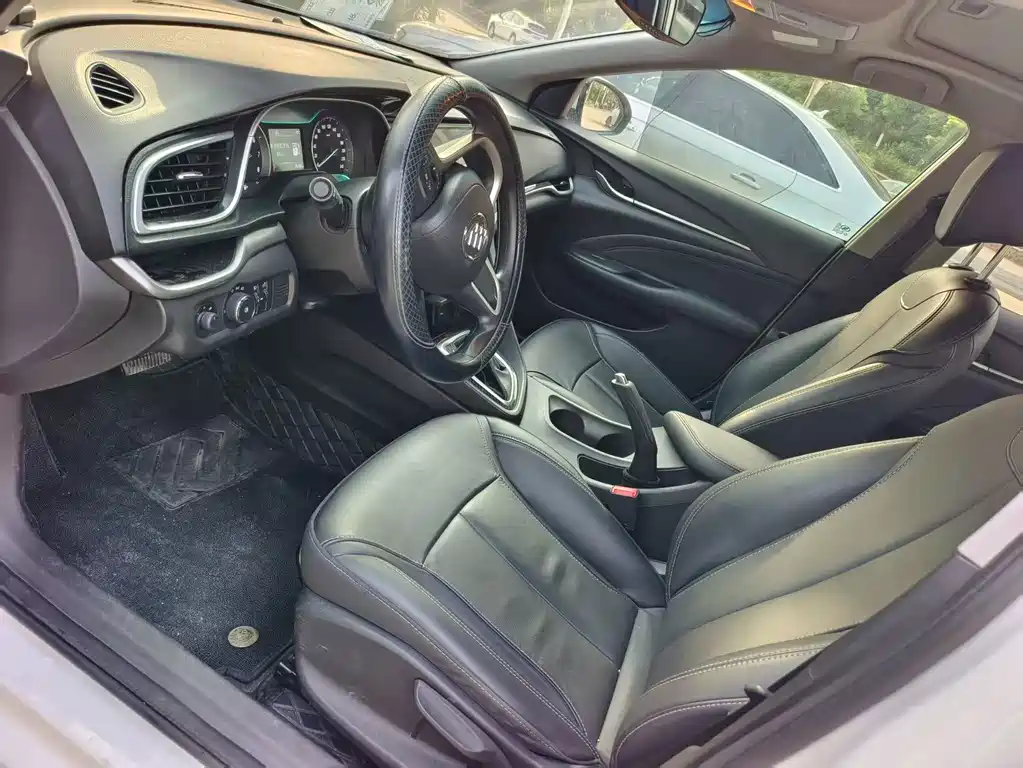 Buick Excelle — миниатюра 4