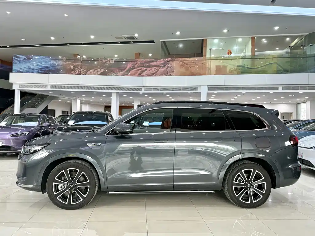 AITO ASK THE WORLD M7