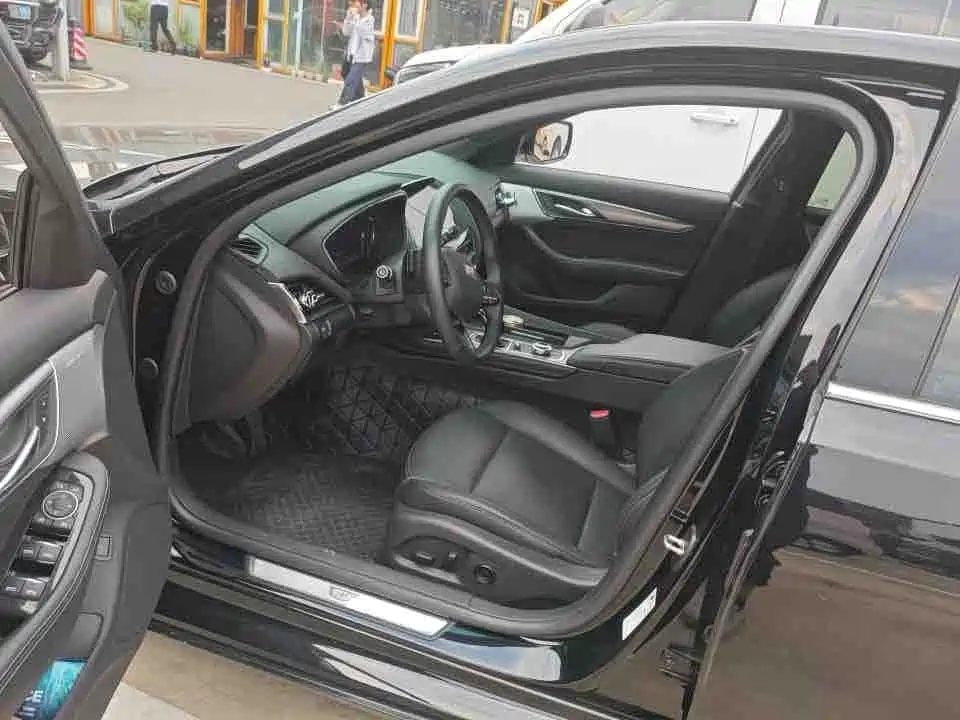 Cadillac CT5 — миниатюра 4
