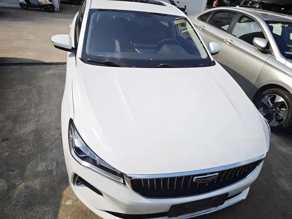 Geely Emgrand — миниатюра 2