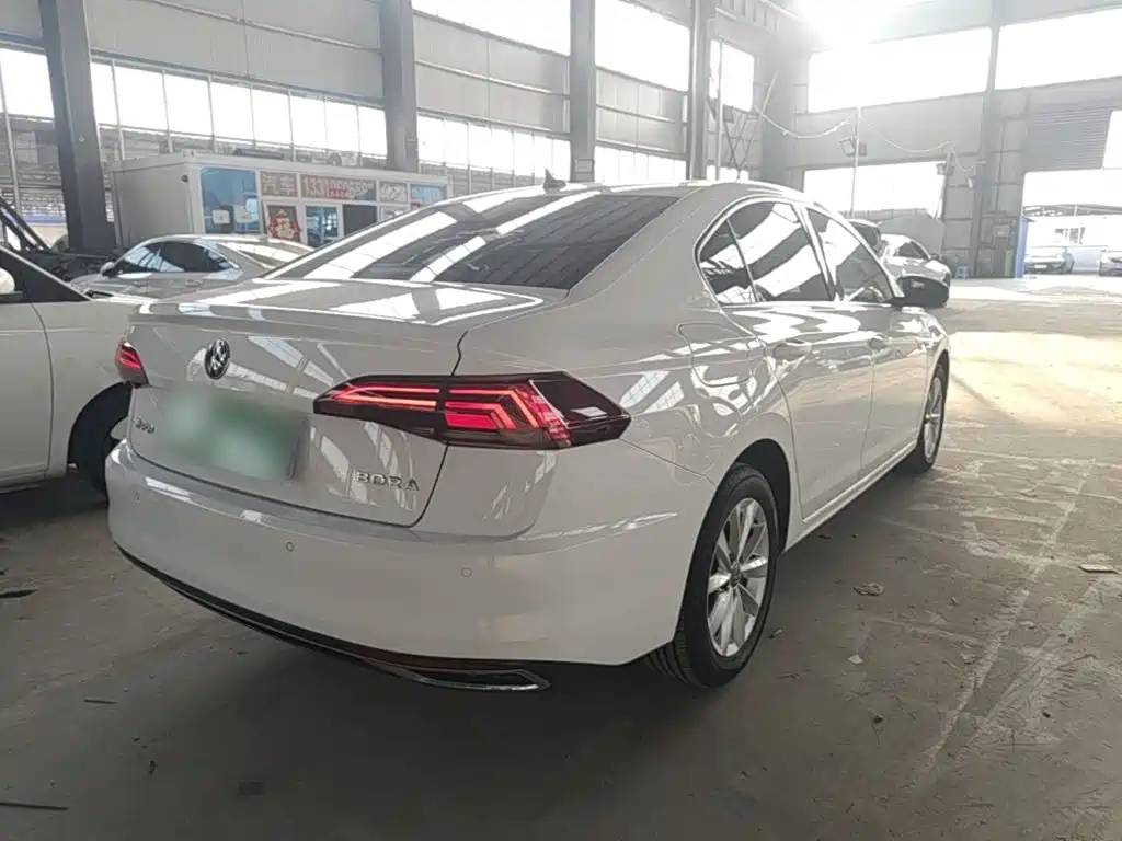 Volkswagen Bora — миниатюра 7