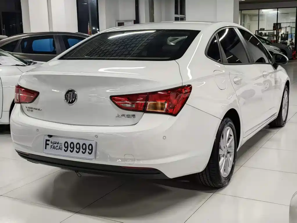 Buick Verano — миниатюра 4