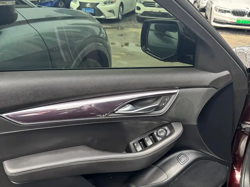 Cadillac CT5 2020 28T Fashion