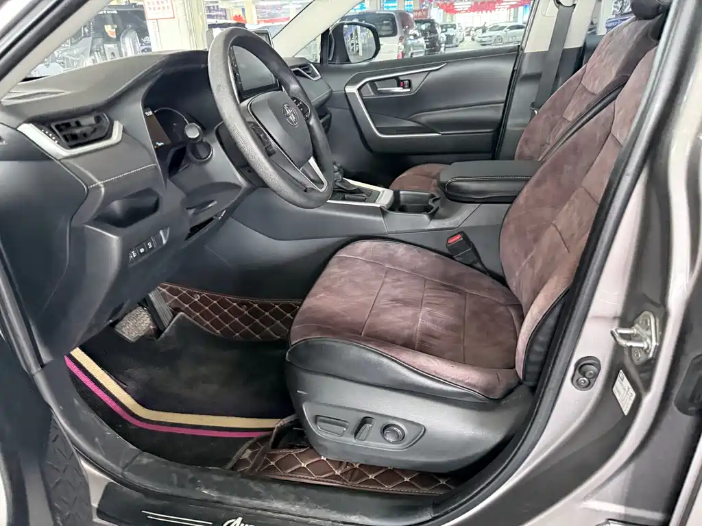 TOYOTA RAV4 RONGFANG