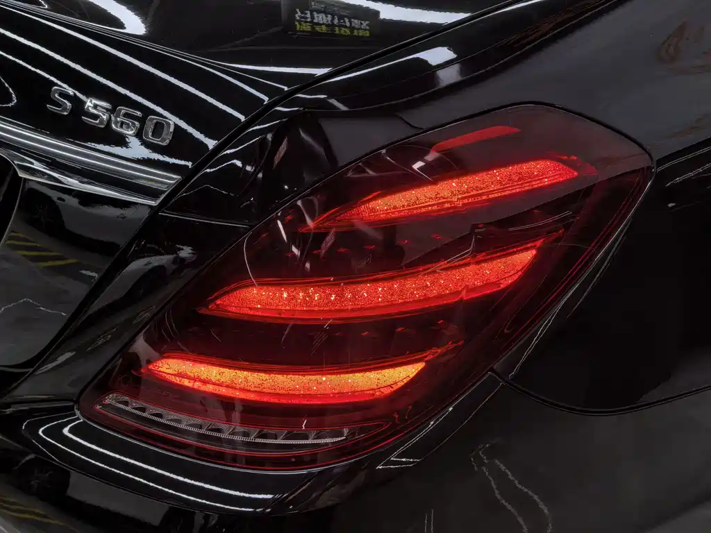 Mercedes-Benz S-Class — миниатюра 40