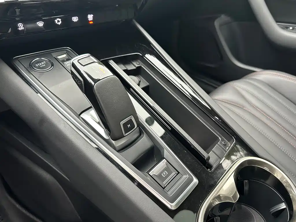 Peugeot 508 — миниатюра 12