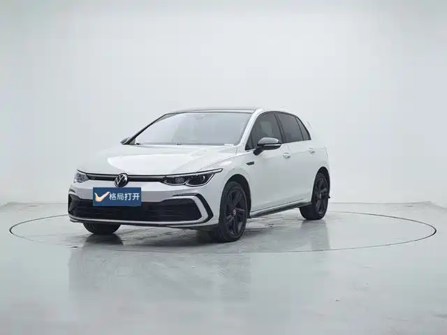 Volkswagen Golf 2022