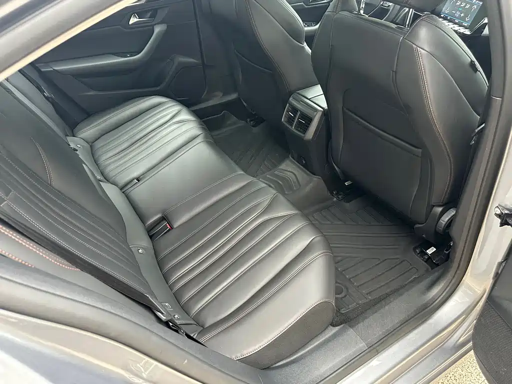 Peugeot 508 — миниатюра 17