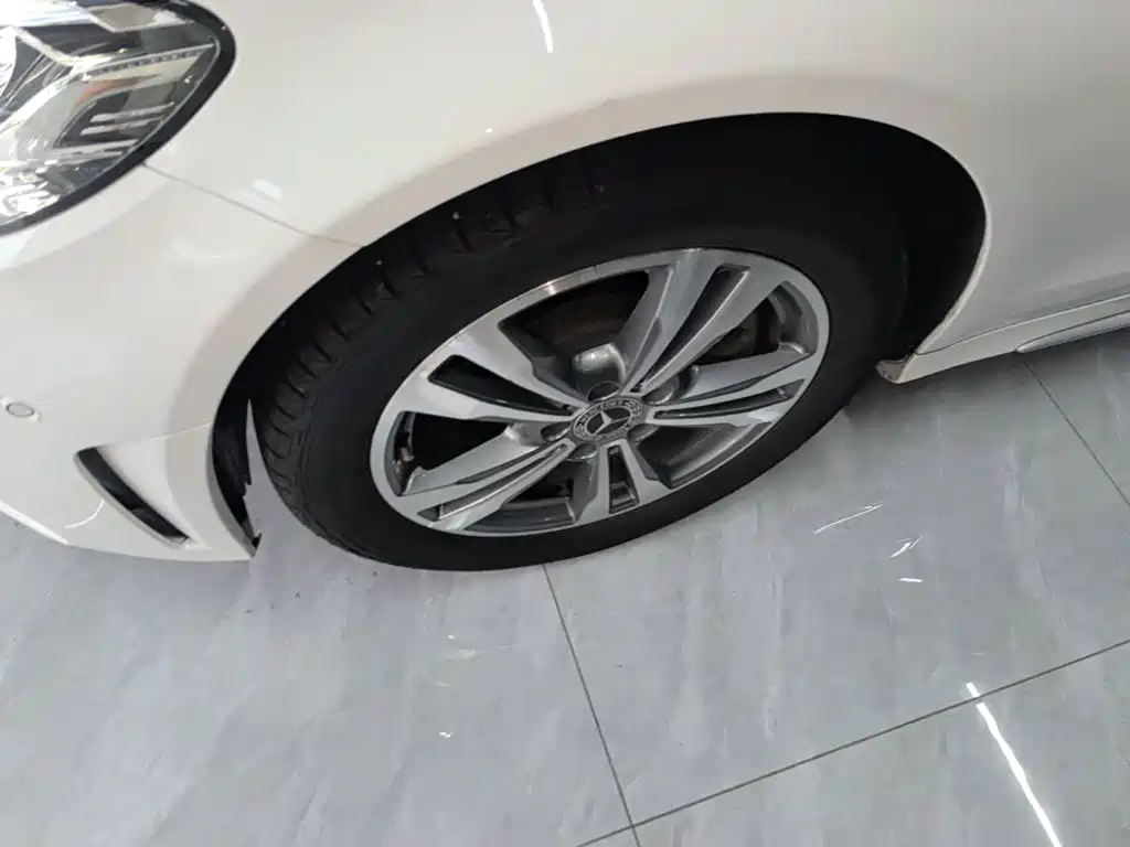 Mercedes-Benz C-Class — миниатюра 23
