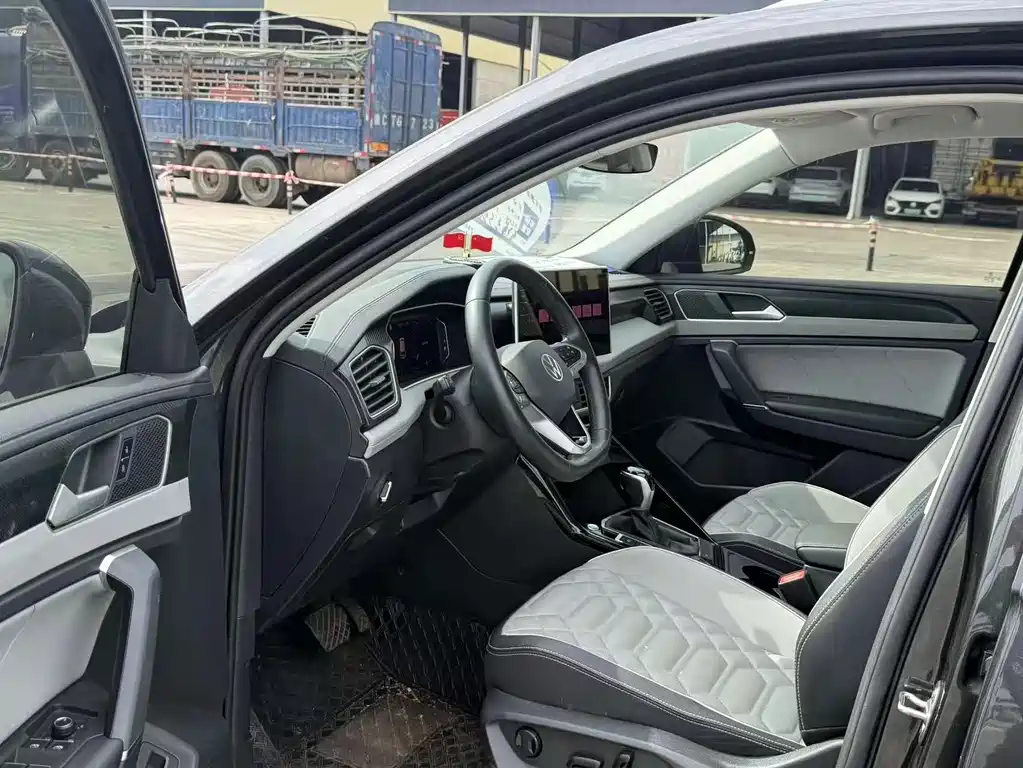 Volkswagen Tayron — миниатюра 4