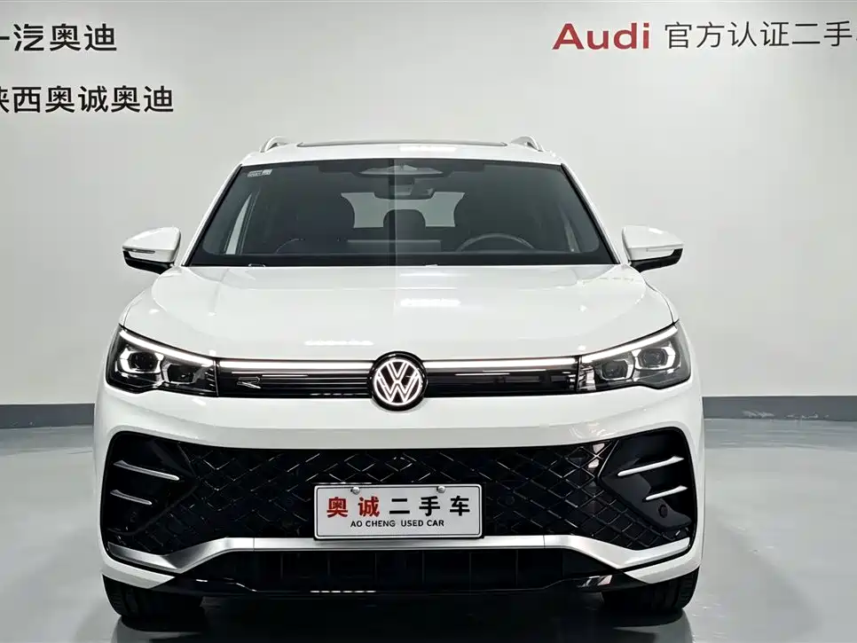 Volkswagen Tiguan L — миниатюра 2