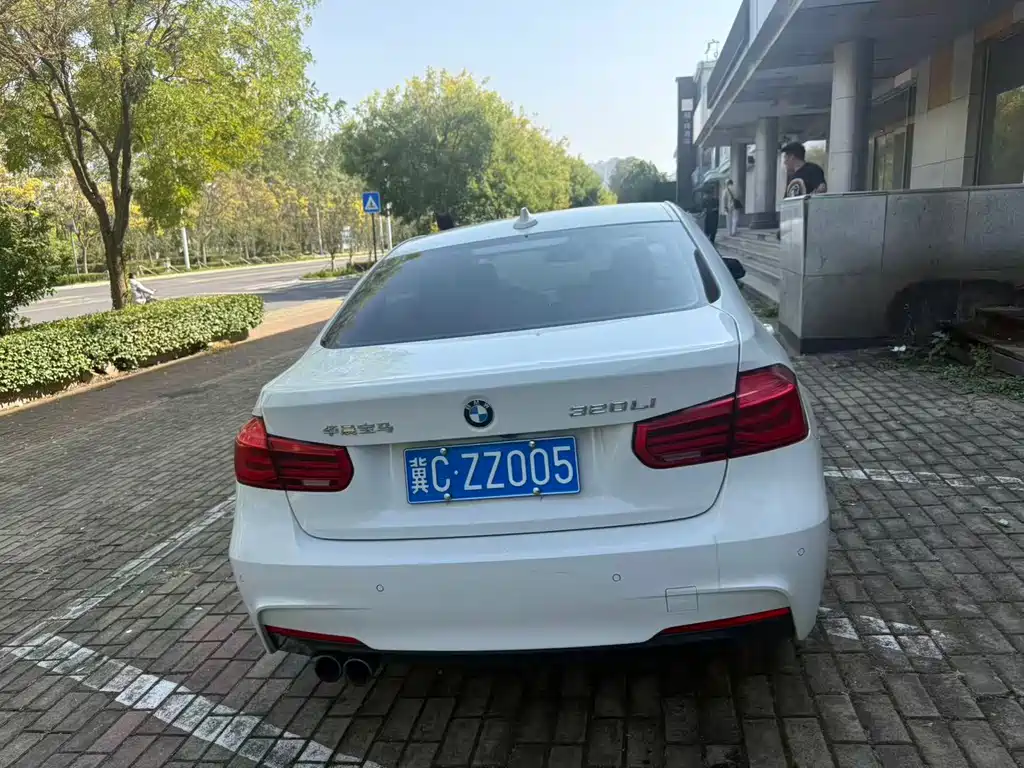 BMW 3 Series — миниатюра 4