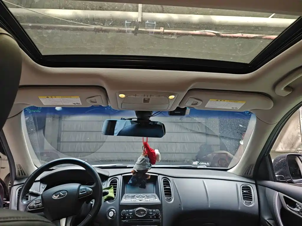 Infiniti QX50 — миниатюра 9