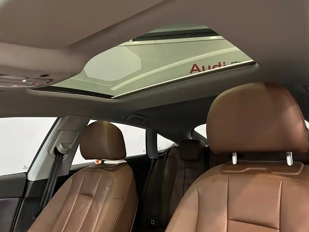 Audi A5 (Import) — миниатюра 12