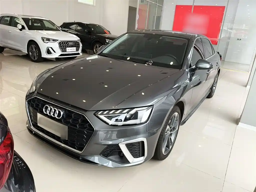 Audi A4L 2020