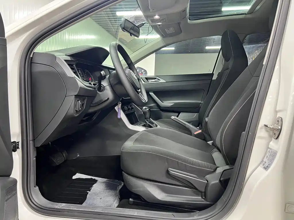 Volkswagen Polo — миниатюра 7