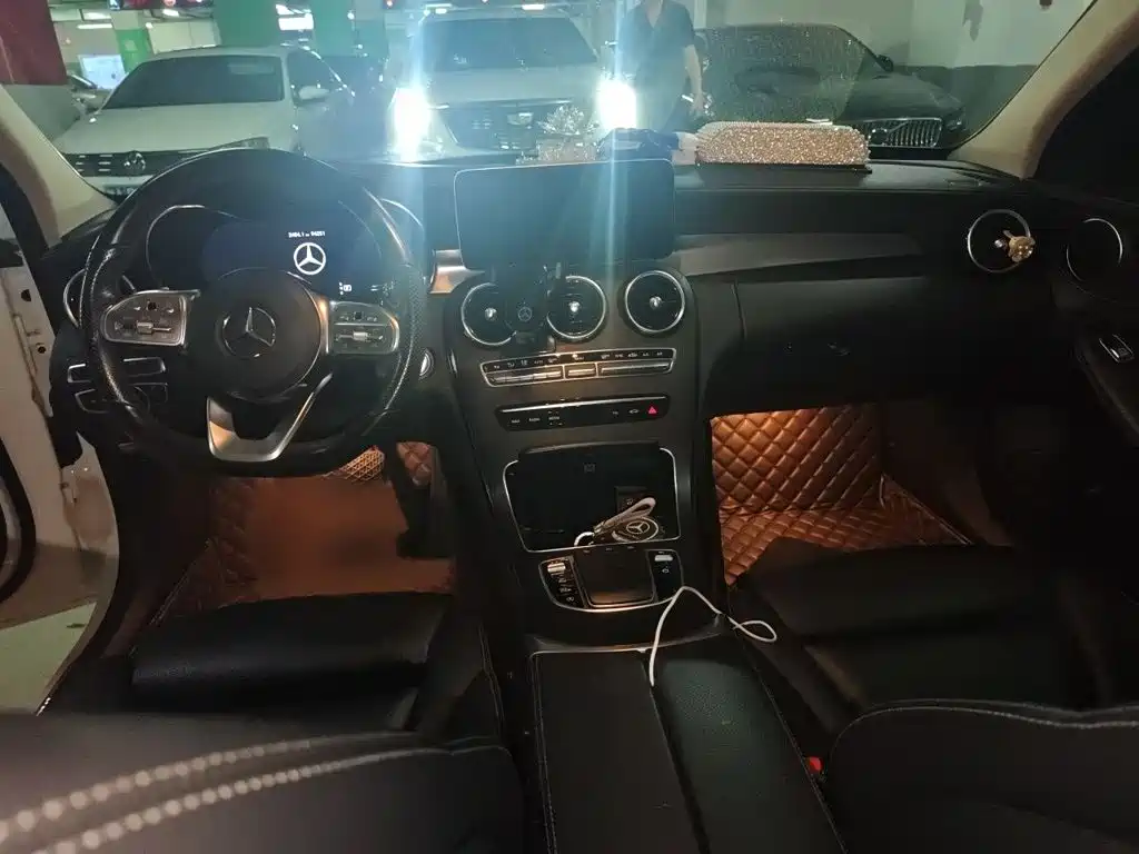 Mercedes-Benz C-Class — миниатюра 13