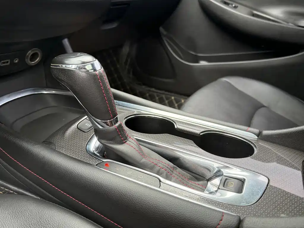 Chevrolet Malibu XL — миниатюра 14