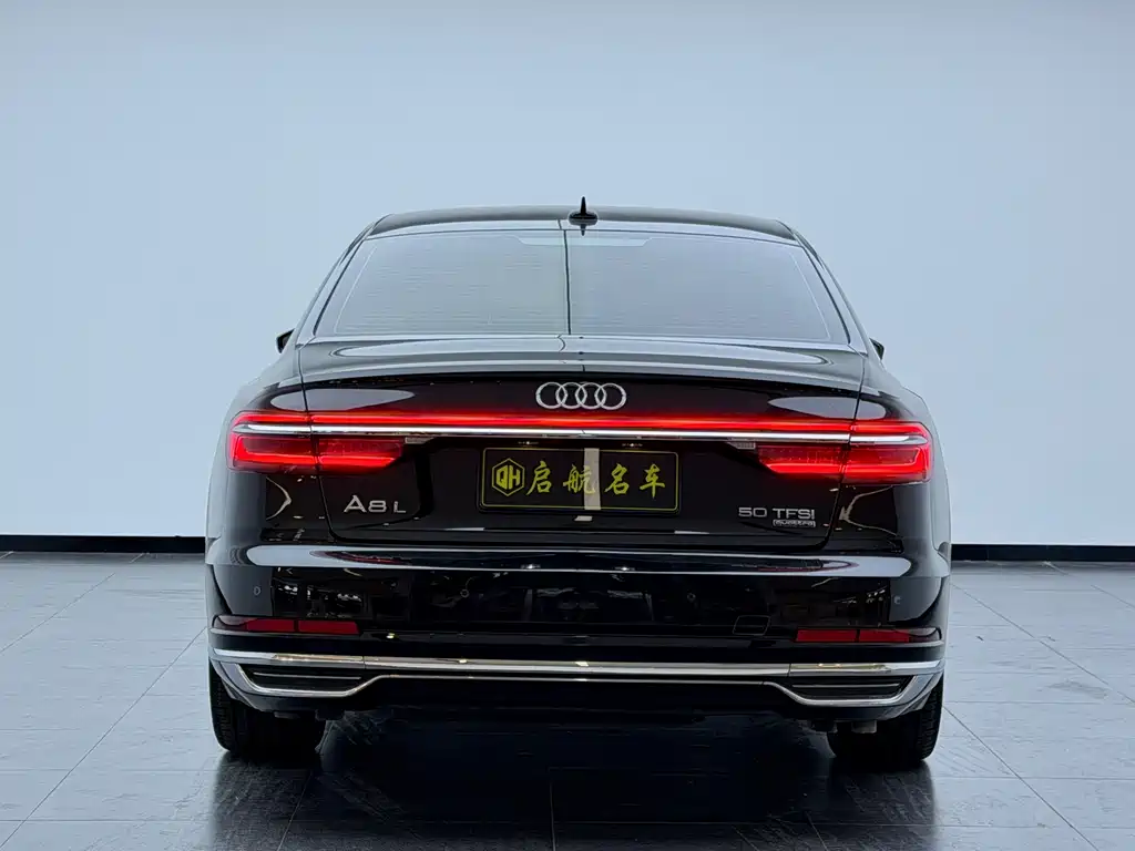 Audi A8 — миниатюра 12