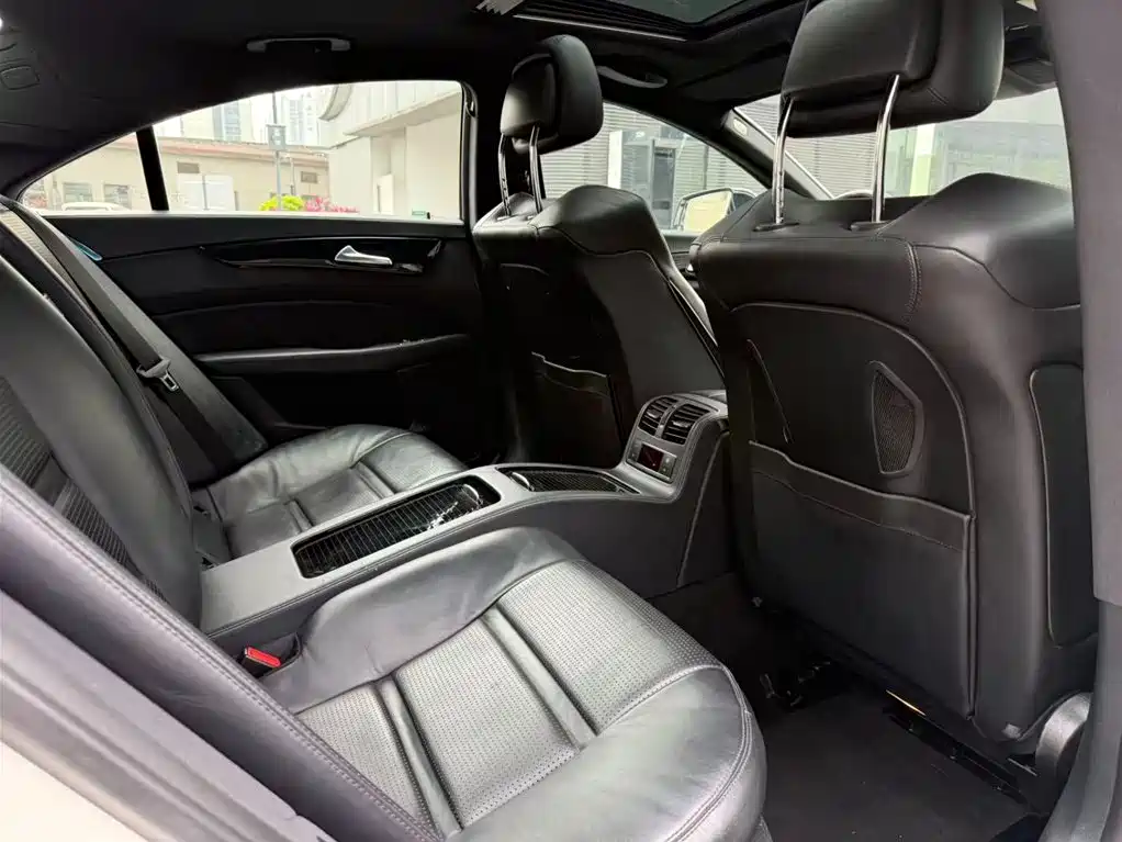 Mercedes-Benz CLS A MG 2015 AMG CLS 63 4MATIC
