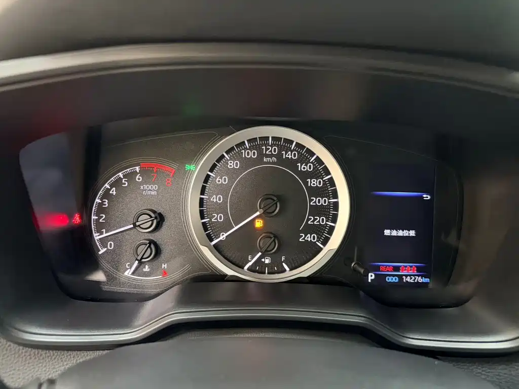 Toyota Corolla — миниатюра 12
