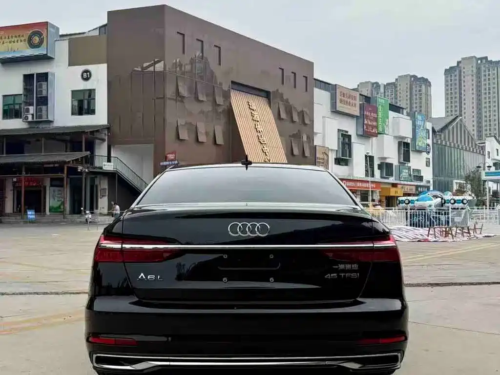 Audi A6L — миниатюра 8