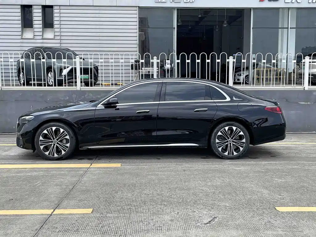 Mercedes-Benz E-Class E 2024 E 350 e L