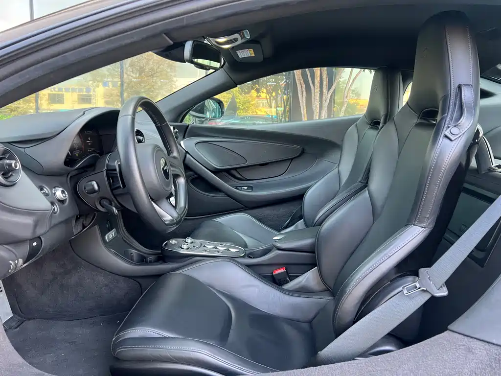 McLaren GT 2022 4.0T