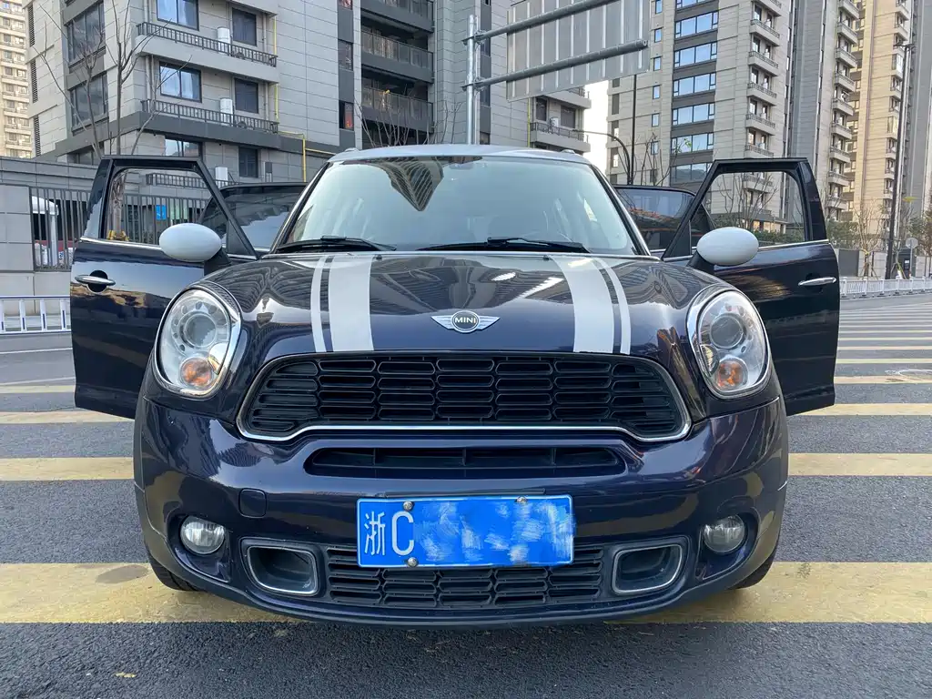 Mini Mini Countryman 2012