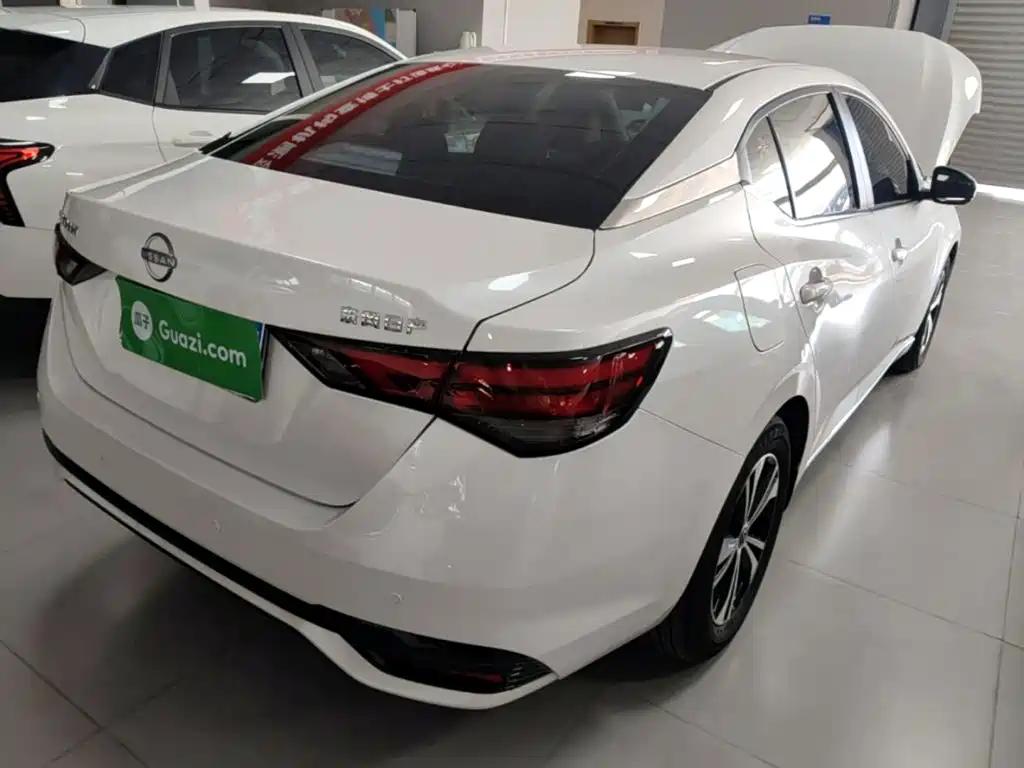 Nissan Sylphy — миниатюра 7