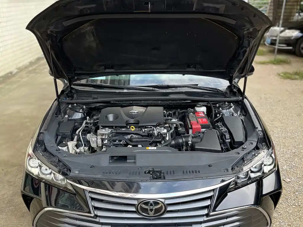 Toyota Avalon — миниатюра 12