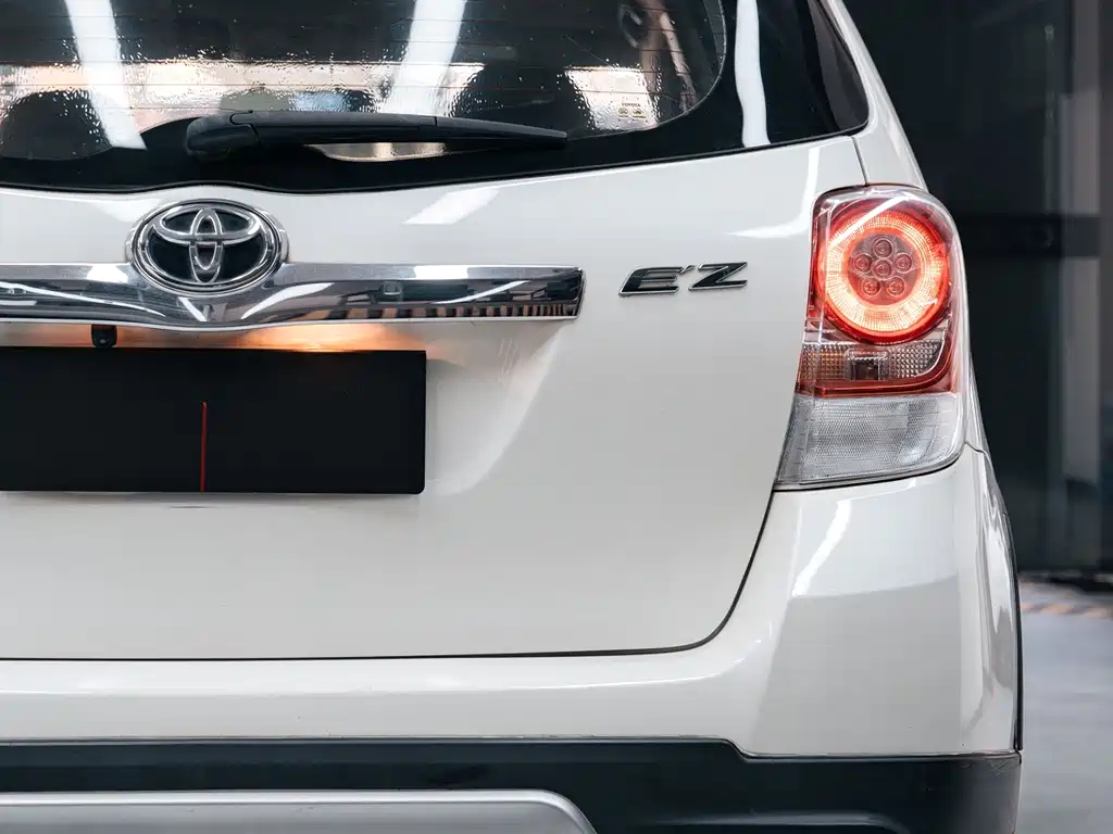 Toyota Verso — миниатюра 5
