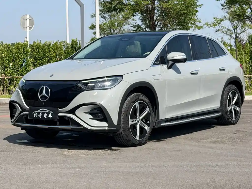 Mercedes-Benz EQE SUV 2025