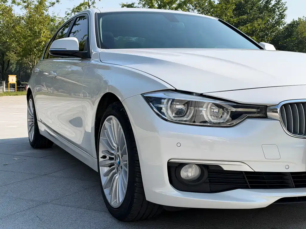 BMW 3 Series — миниатюра 4