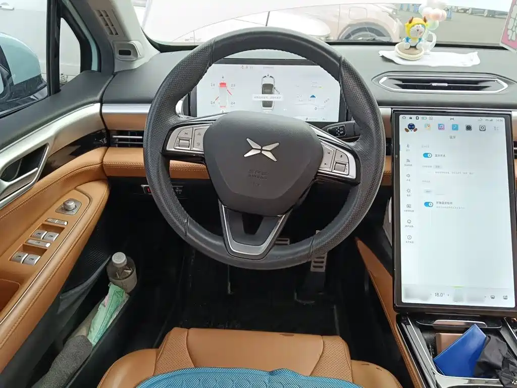 XPeng P5 — миниатюра 11