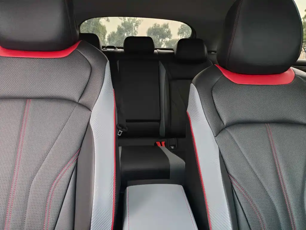 Volkswagen Lamando — миниатюра 9