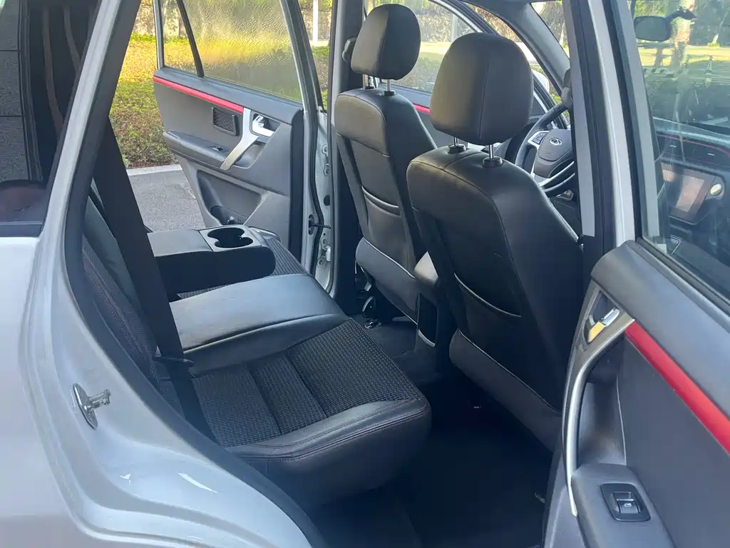 Chery Tiggo 3 — миниатюра 10