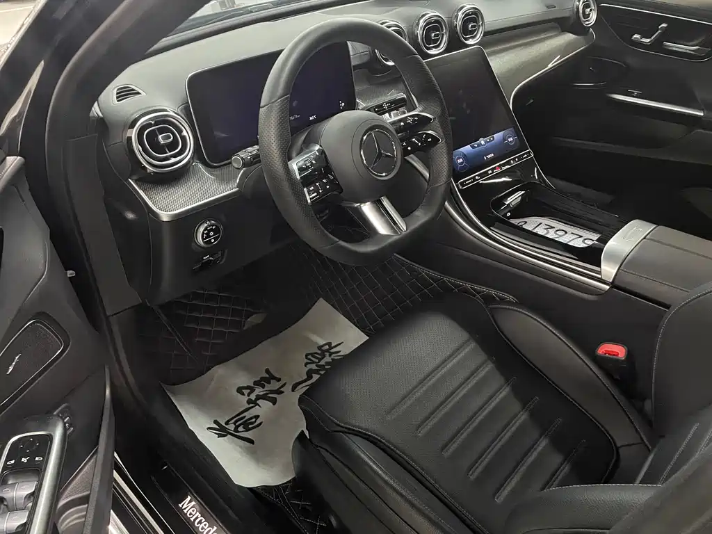 Mercedes-Benz C-Class — миниатюра 12
