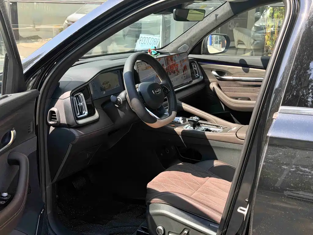 Geely Monjaro L 2026 2.0TD AT