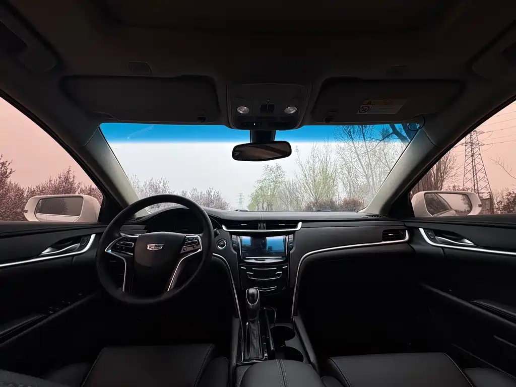 Cadillac XTS — миниатюра 6