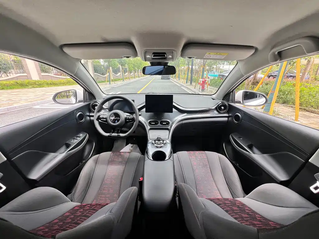 BYD e2 — миниатюра 10