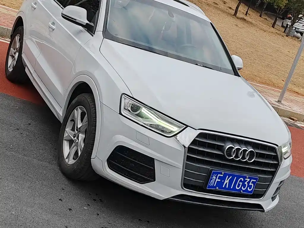 Audi Q3 2017 30 TFSI Fashion