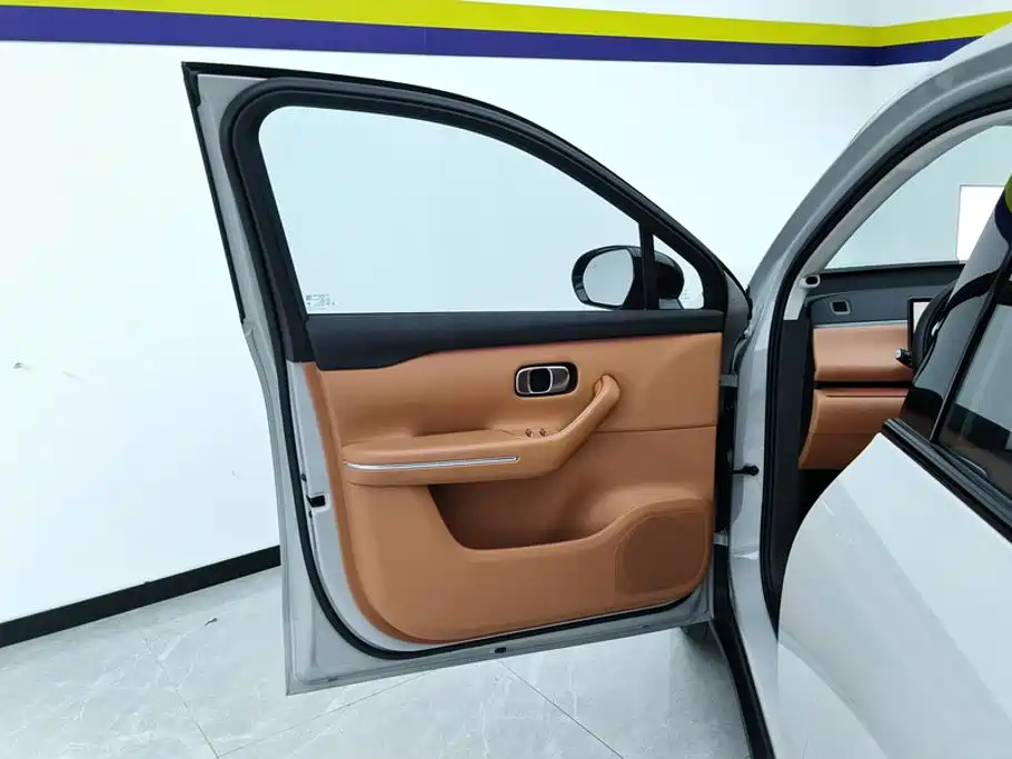 Leapmotor Leapmotor C10 — миниатюра 7