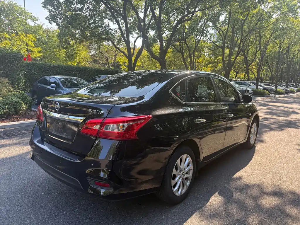 Nissan Sylphy — миниатюра 4