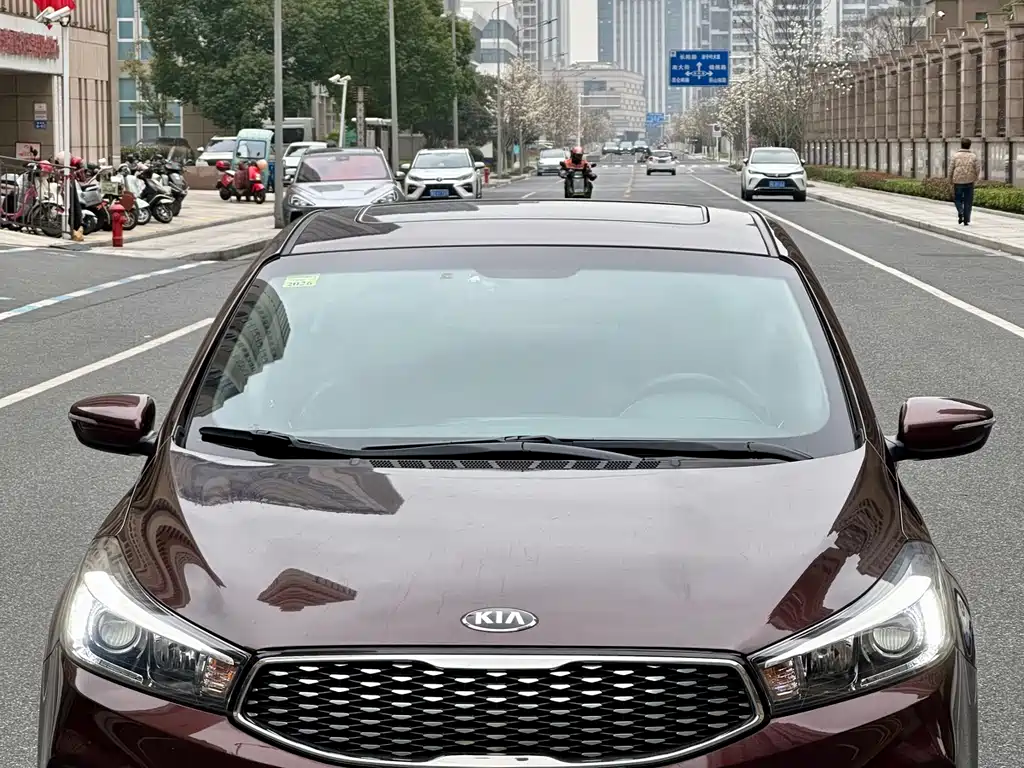 KIA K3