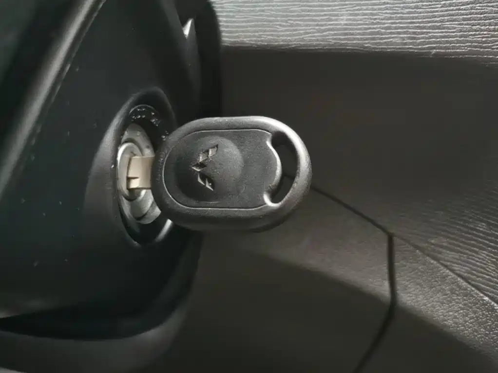 Wuling Hongguang — миниатюра 9